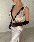 Mermaid V-Neck Sleeveless Stain Pron Dress with Lace